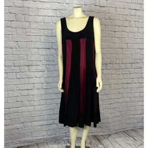 Dressbarn collection black & burgundy evening dress with tulle overlay size 16W